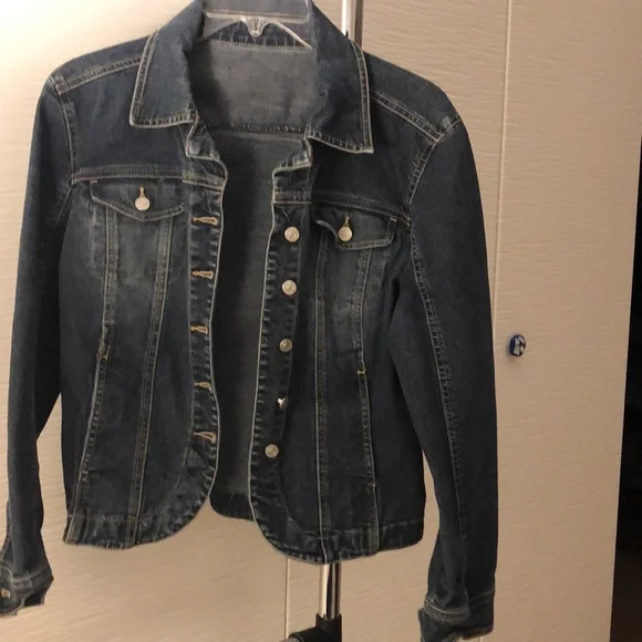 Fitted Denim Jacket - Picture 4 of 4
